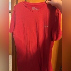 Columbia Men's Vibrant Red Short Sleeve Tee